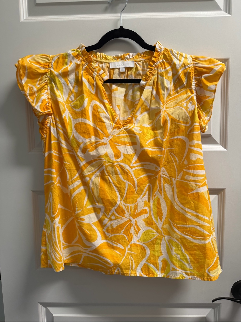 Sugarlips Yellow & White Floral V-Neck Flutter Sleeve Top